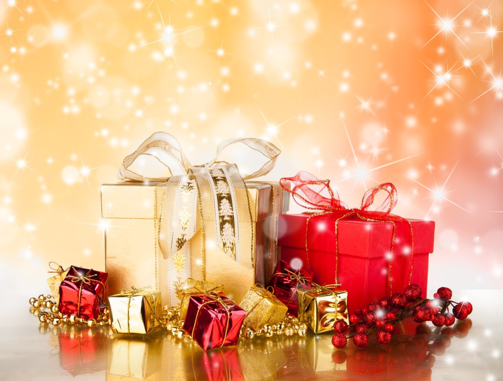 Kerstpakkettenparade op de Wagenwerkplaats